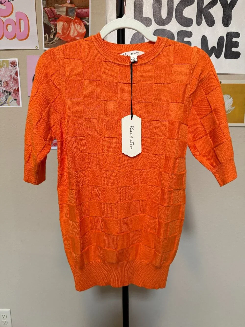 Vine & Love Checkerboard Short Sleeve Knit Sweater Top Orange M NWT - Picture 1 of 2